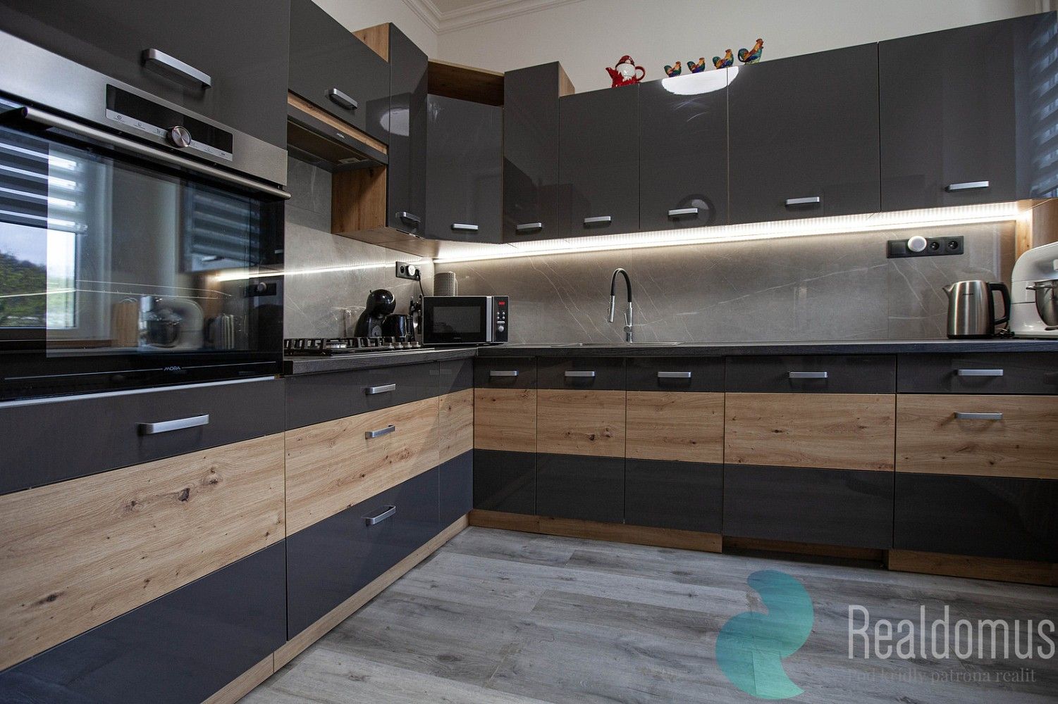 Byt 2+1 · 75 m² · Karlovy Vary, Karlovarský kraj - 4