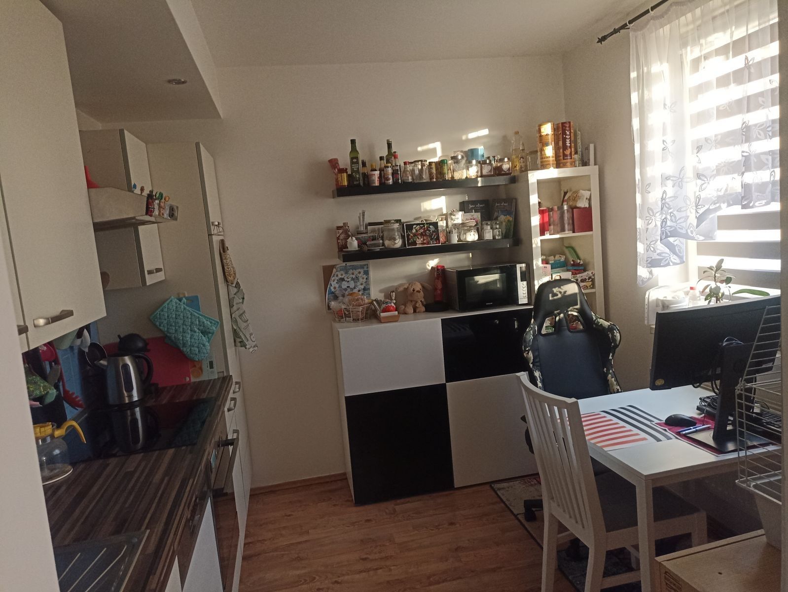 1+kk, V Honech, Klecany - Klecany, Středočeský kraj, 38 m² - 2
