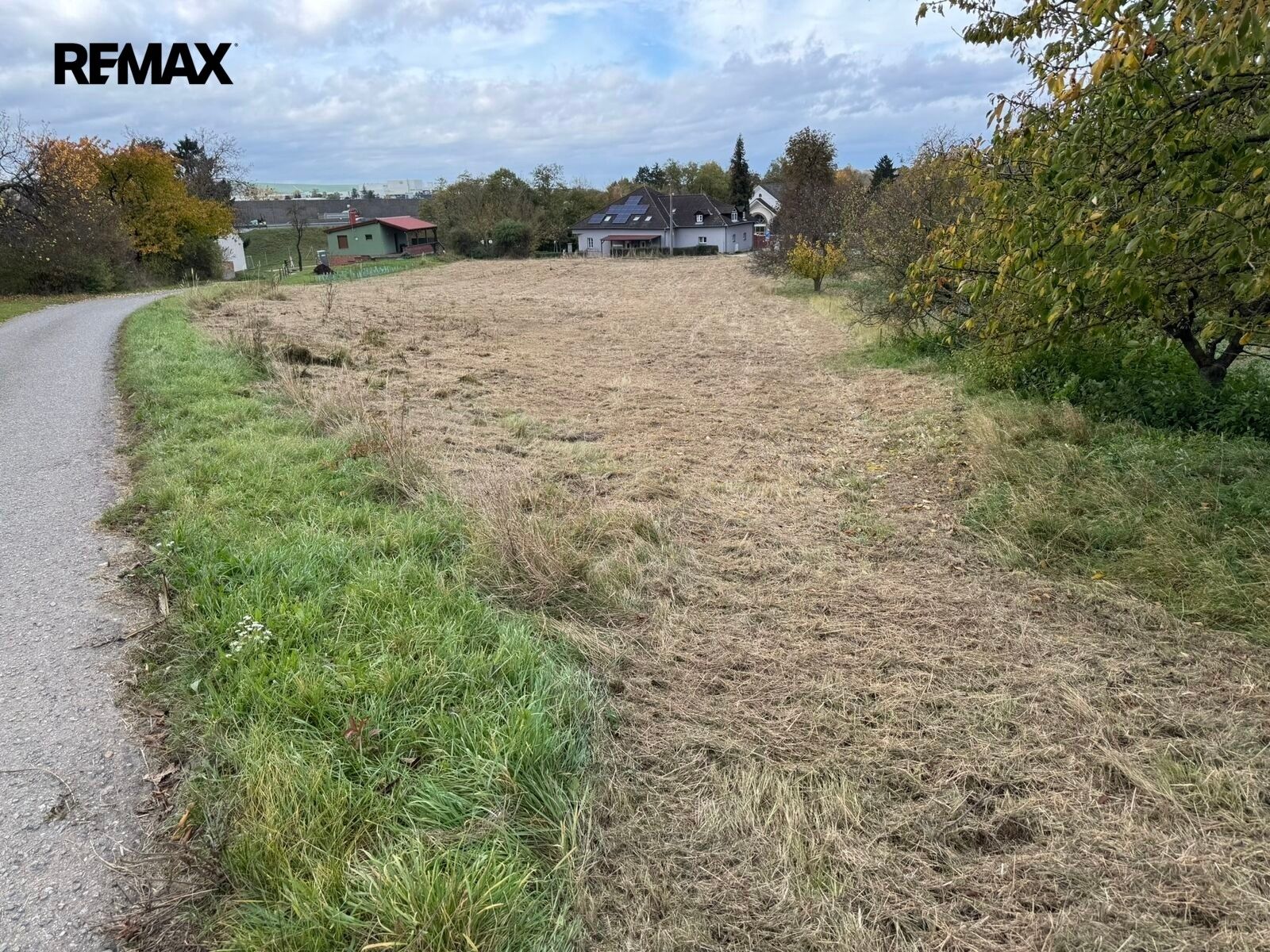 Komerční pozemek · 2 813 m² · Hustopeče - 3