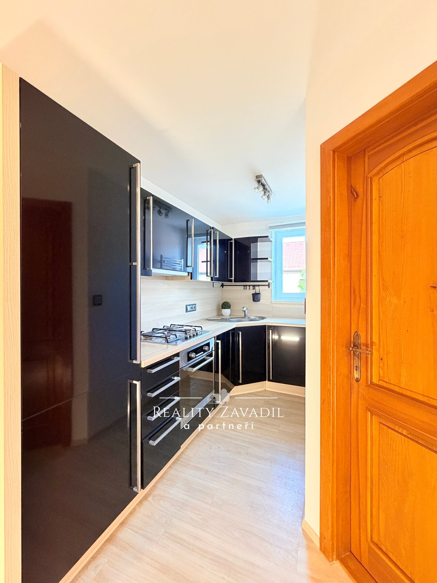Prodej byt 3+1 - Sezemická, Pardubice Bílé Předměstí, 58 m² - 5