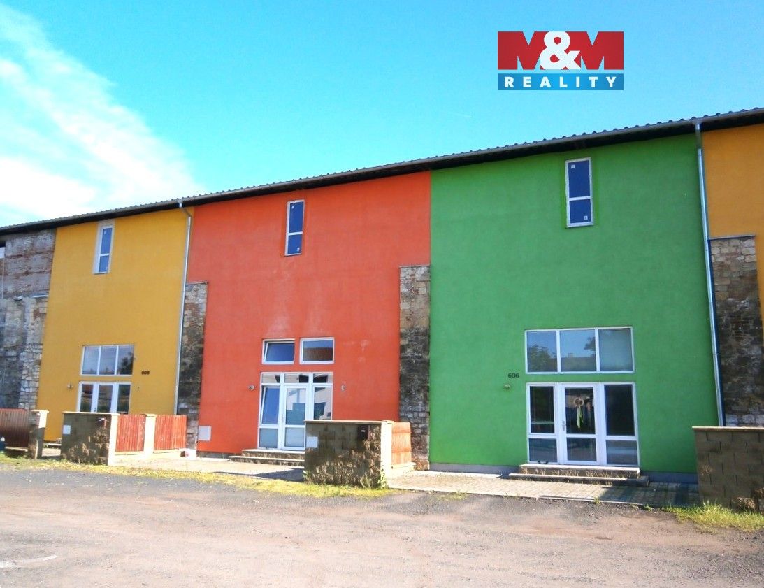 Rodinné domy, Dlouhá, Lenešice, 218 m²