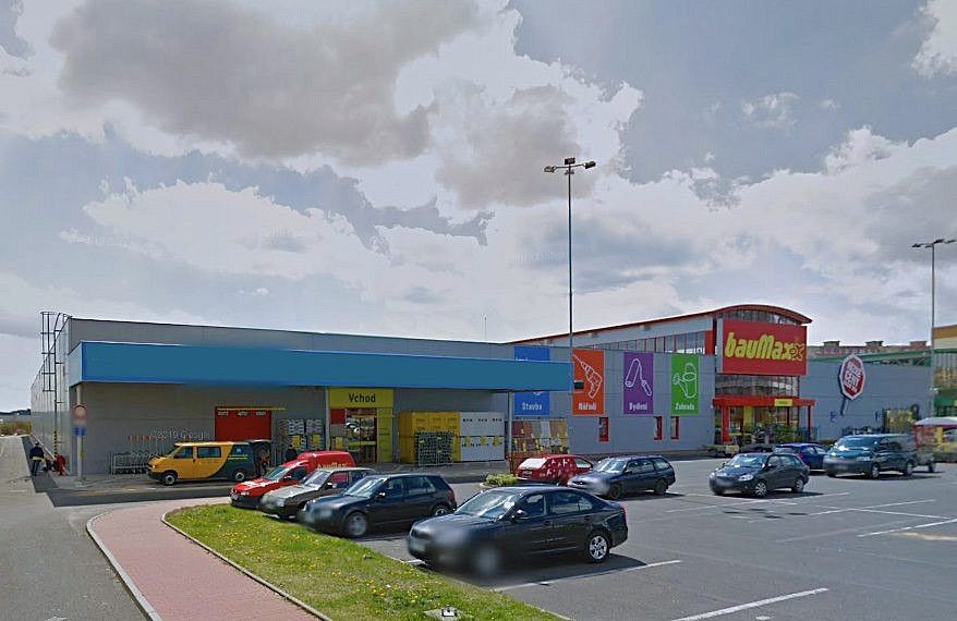 Obchodní prostory, Most, 1 298 m² - 1
