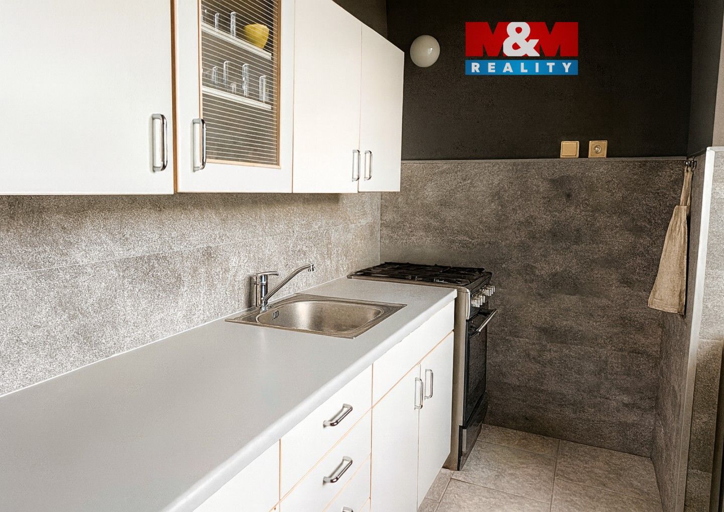 2+1, 1. máje, Most, 53 m²