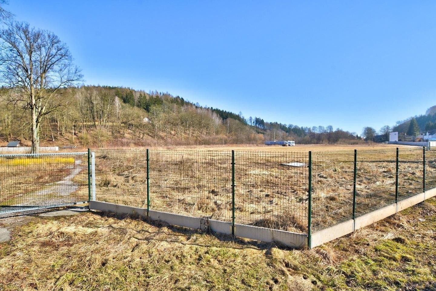 Pronájem komerční pozemek - Libeč, Trutnov