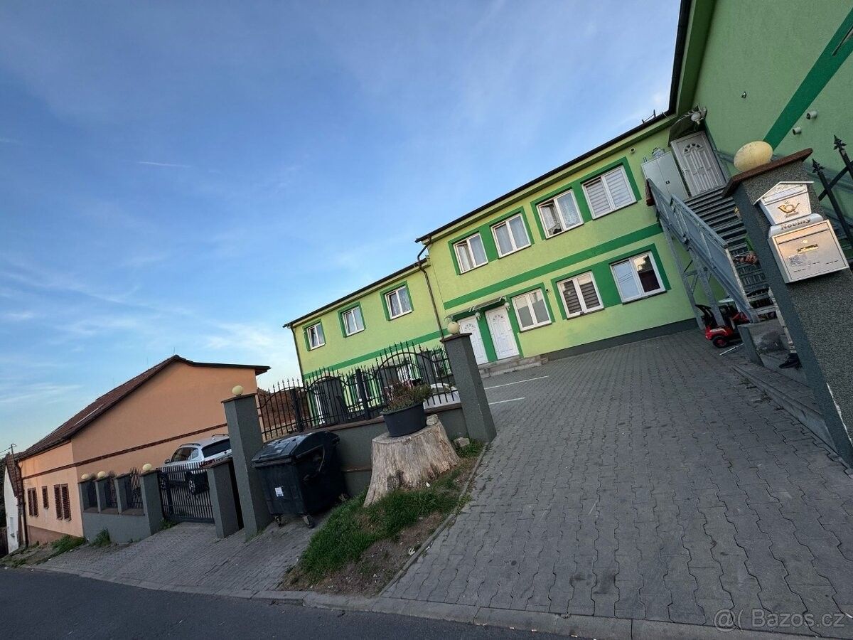 Byty, Mělník, 276 01