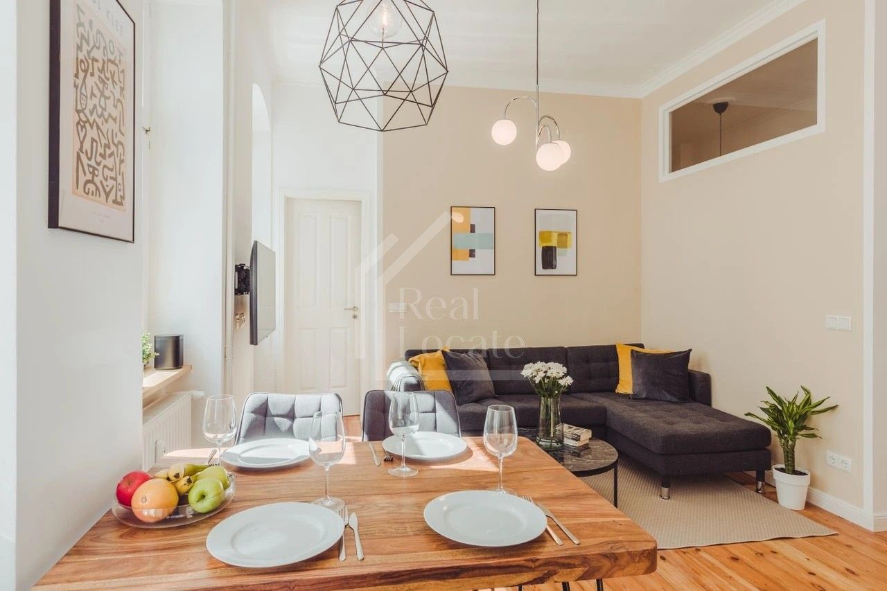 Pronájem byt 2+kk - Pernerova, Praha, 65 m²