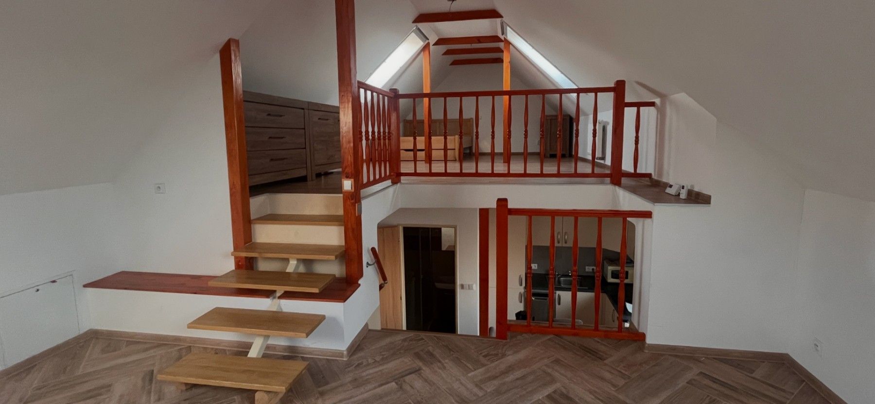 Pronájem byt 2+kk - Hlavní, Psáry - Dolní Jirčany, Středočeský kraj, 66 m² - 5