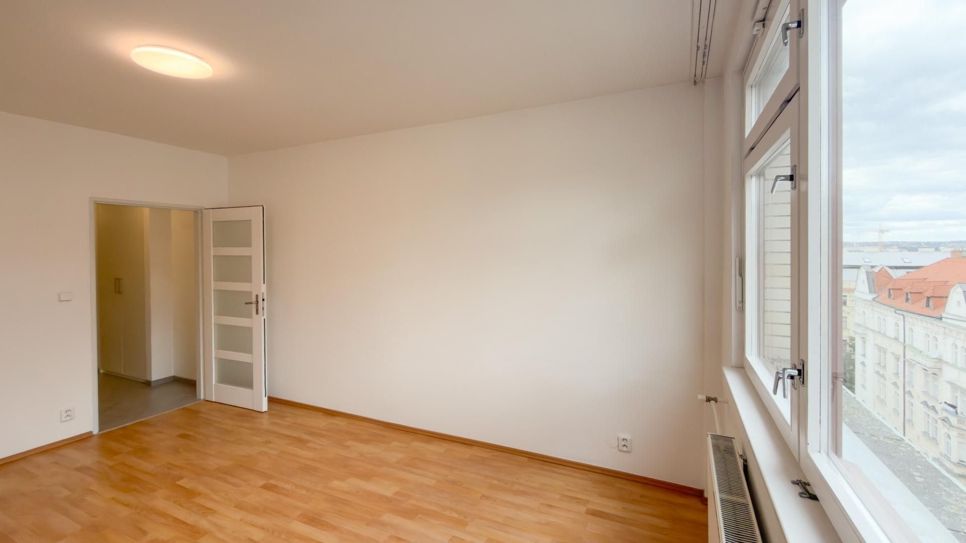Byt 1+kk · 25 m² · Římská, Praha - 3