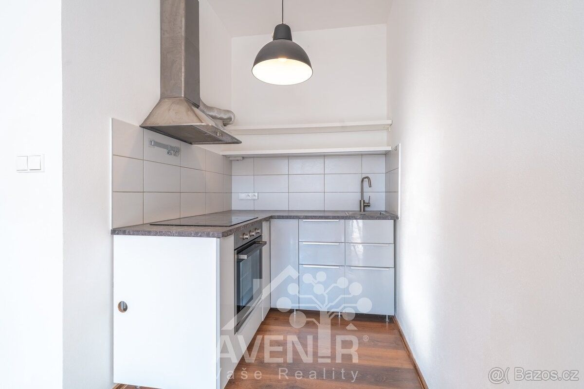 Prodej byt - Veselí nad Moravou, 698 01