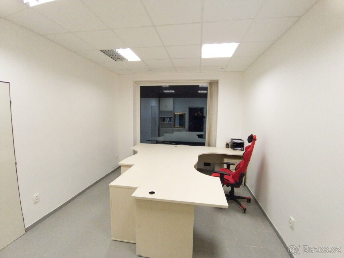 Kanceláře, Valašské Klobouky, 766 01, 20 m²
