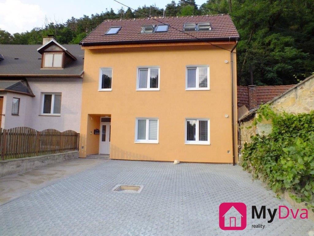 3+kk, Růžová, Oslavany, 57 m²