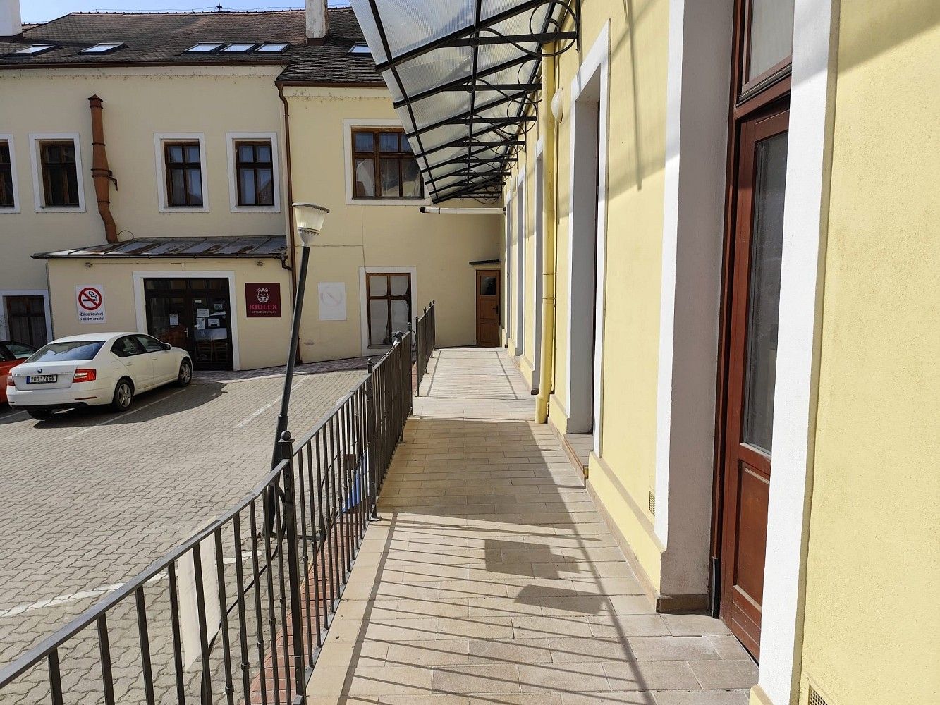 Obchodní prostory, Znojmo, Jihomoravský kraj, 64 m² - 1