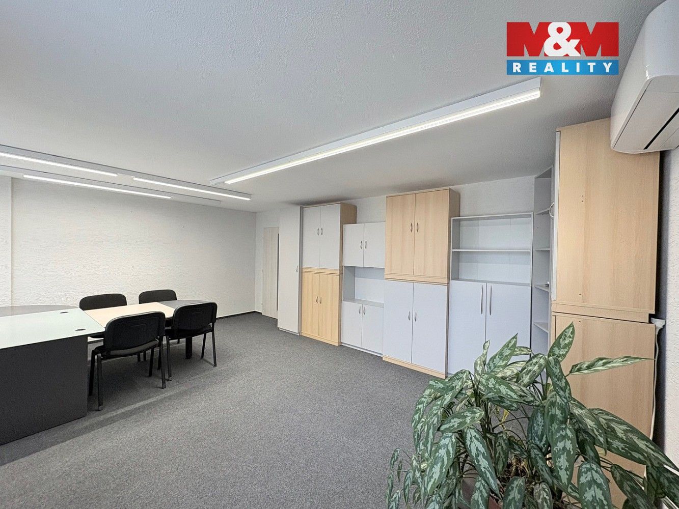 Kanceláře, Hlubčická, Krnov - Pod Bezručovým vrchem, okres Bruntál, 34 m² - 2