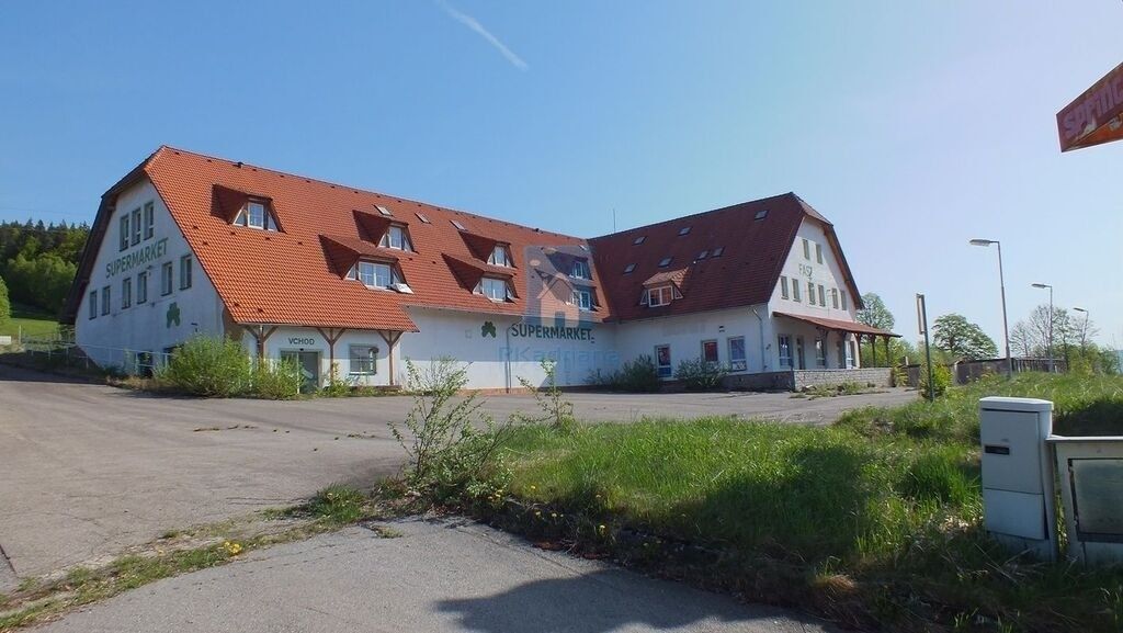 Ostatní, Strážný, 384 43