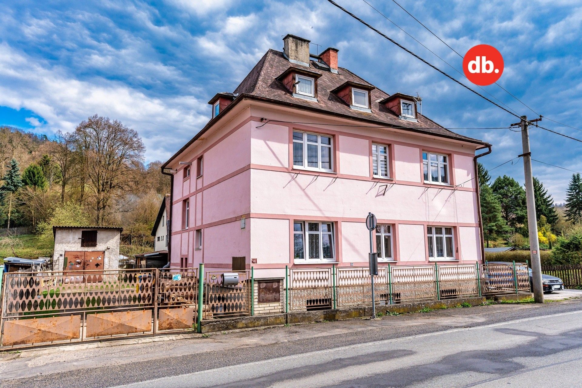 Rodinné domy, Kyselka Radošov, 230 m² - 1