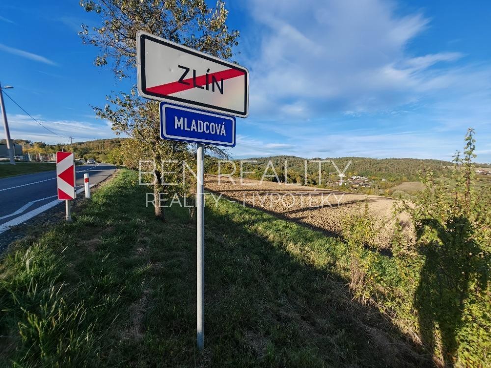 Komerční pozemek · Vinohrádek, Zlín Mladcová - 4
