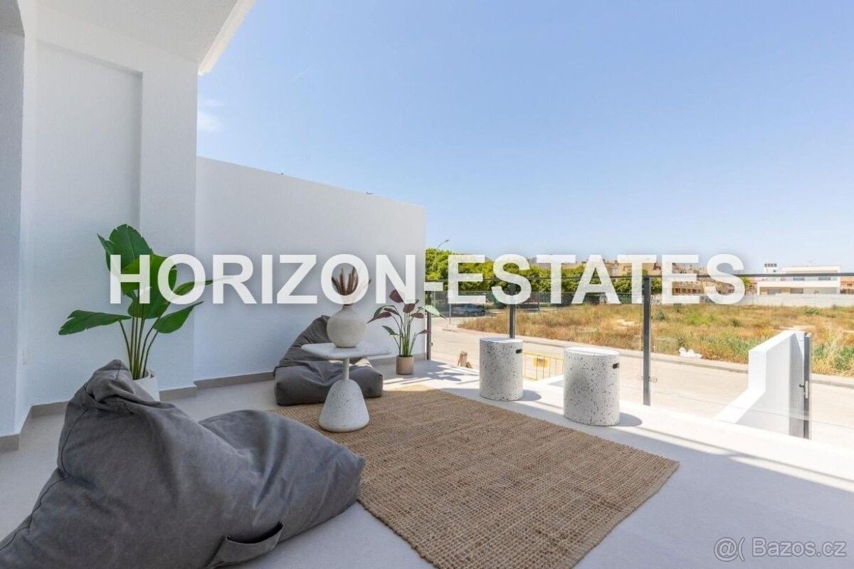 Prodej rodinný dům - 987 66, Zahraničí