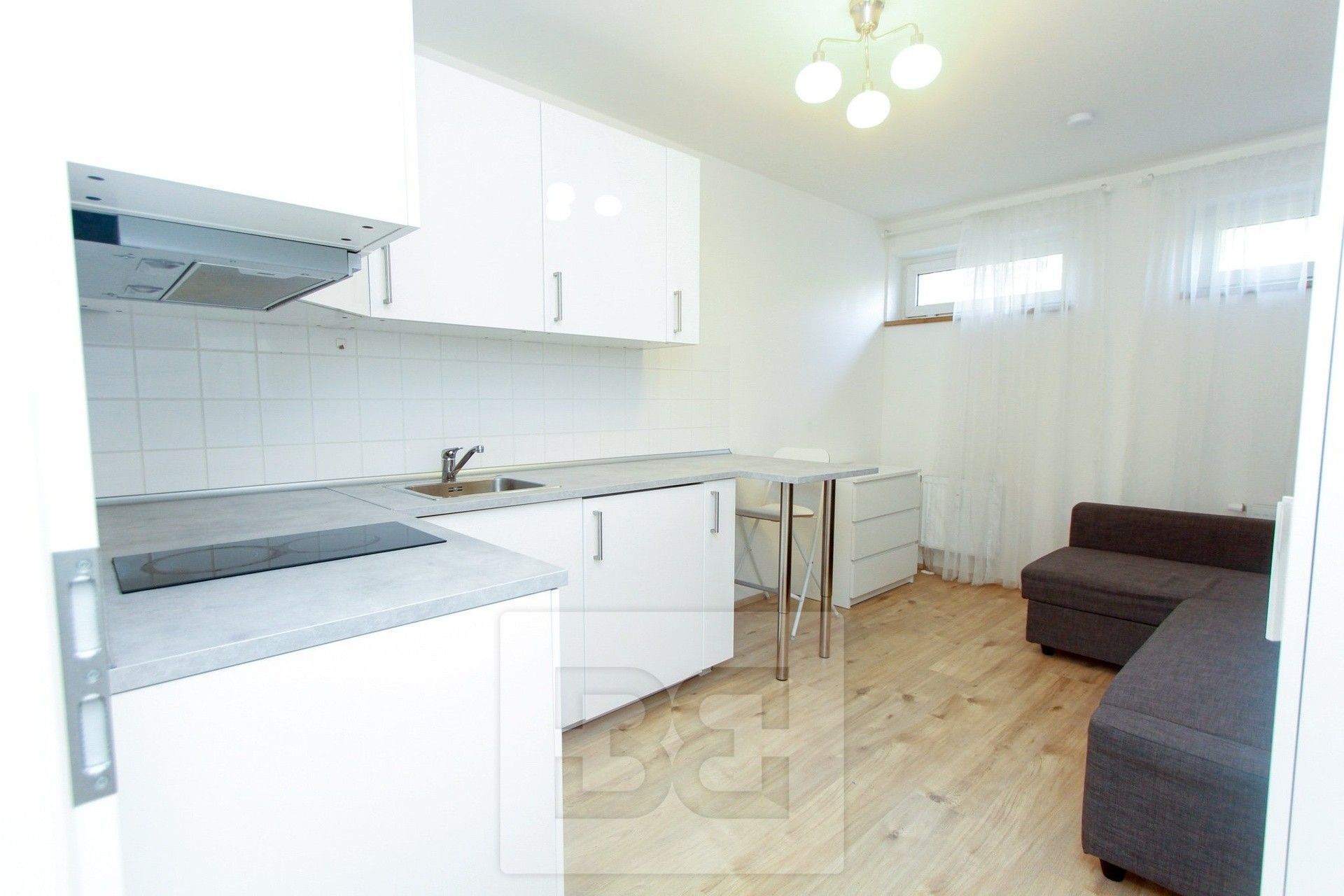 1+kk, Budějovická, Praha, 21 m²