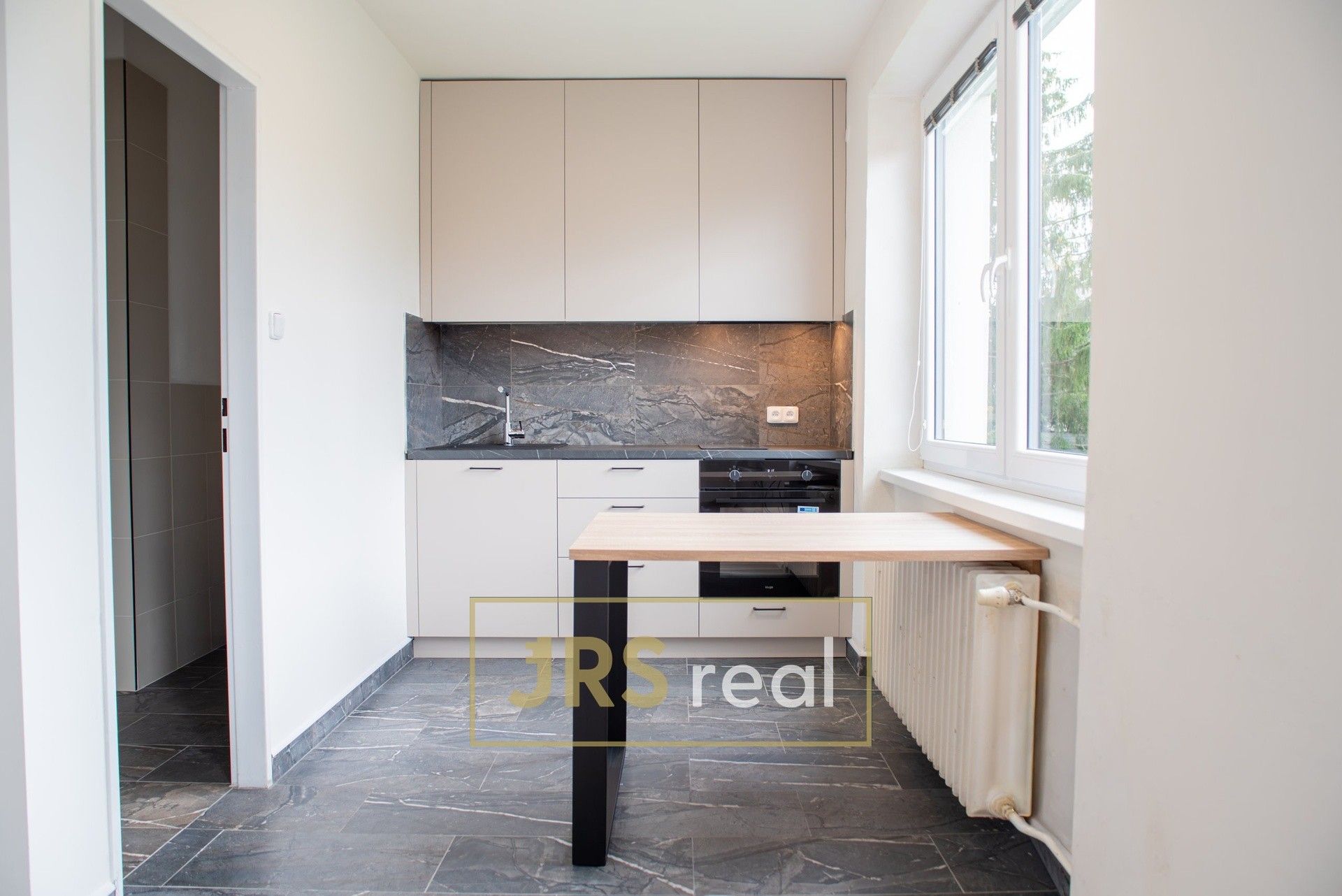 1+kk, Hutník, Veselí nad Moravou, 32 m² - 1