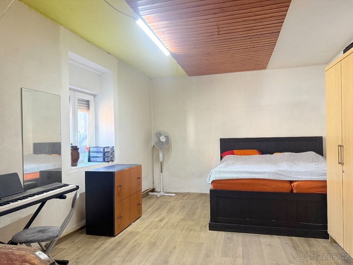 Prodej rodinný dům - Jezeřany-Maršovice, 671 75