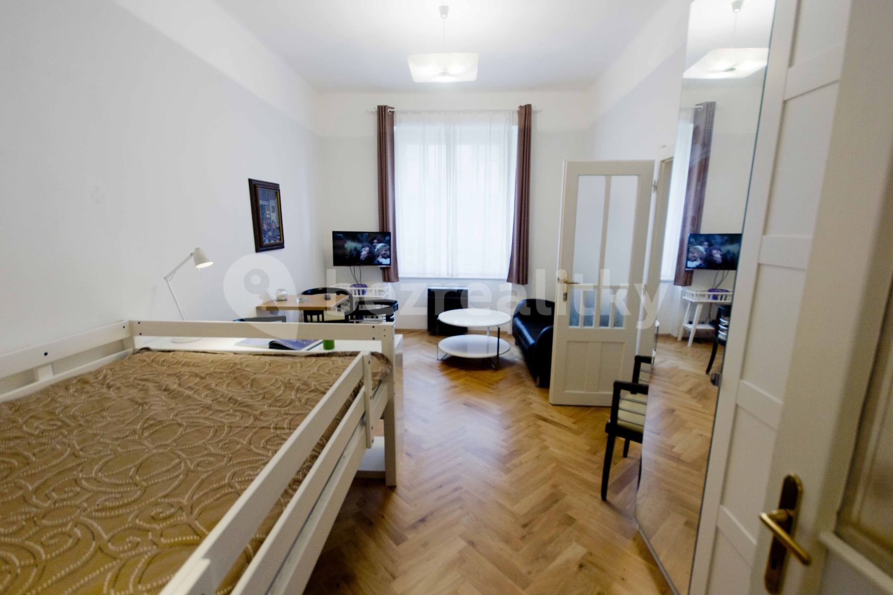 2+kk, Na Březince, Praha - Smíchov, 46 m² - 2