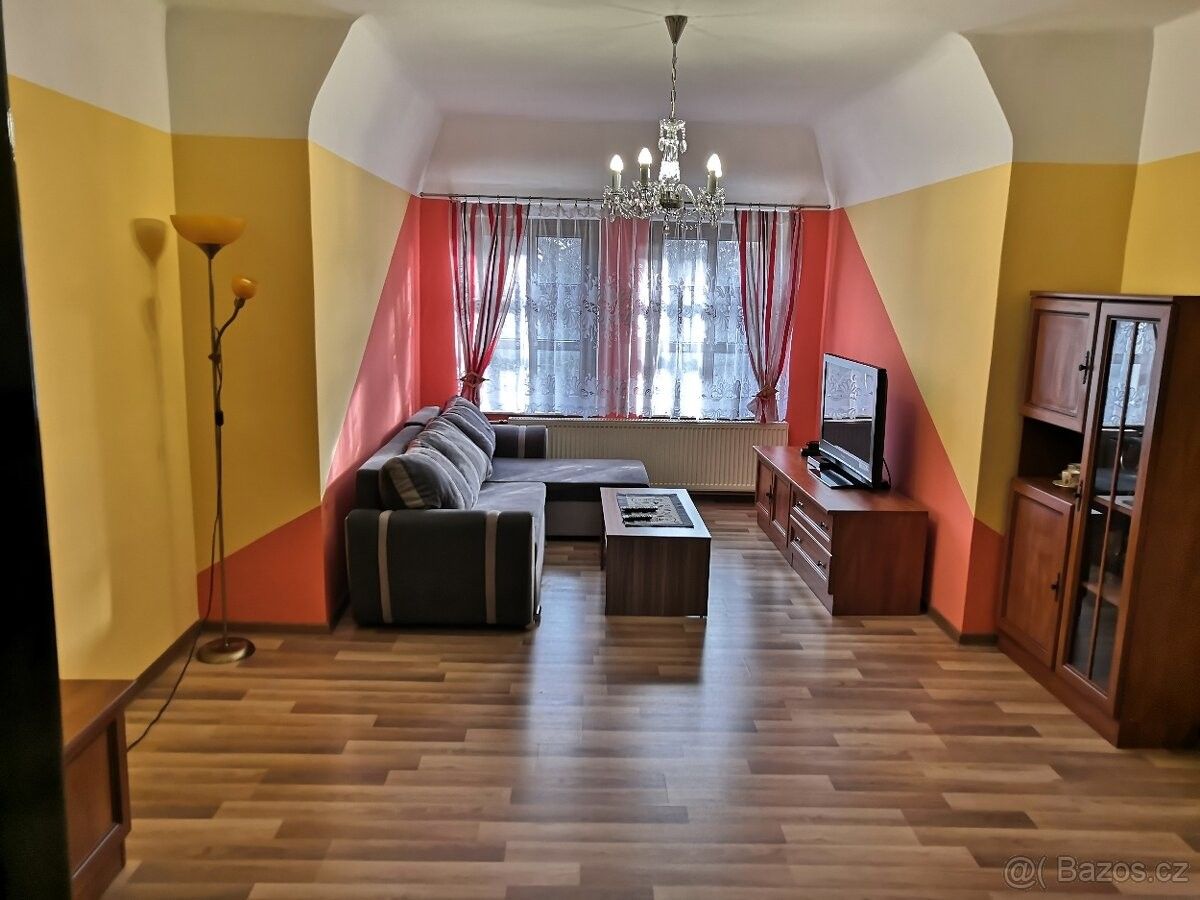 Pronájem byt 2+1 - Chomutov, 430 01, 62 m²