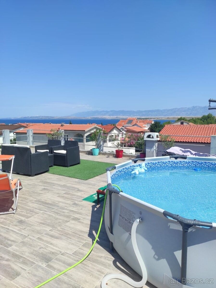 Rodinný dům · 987 66, Zahraničí - 3
