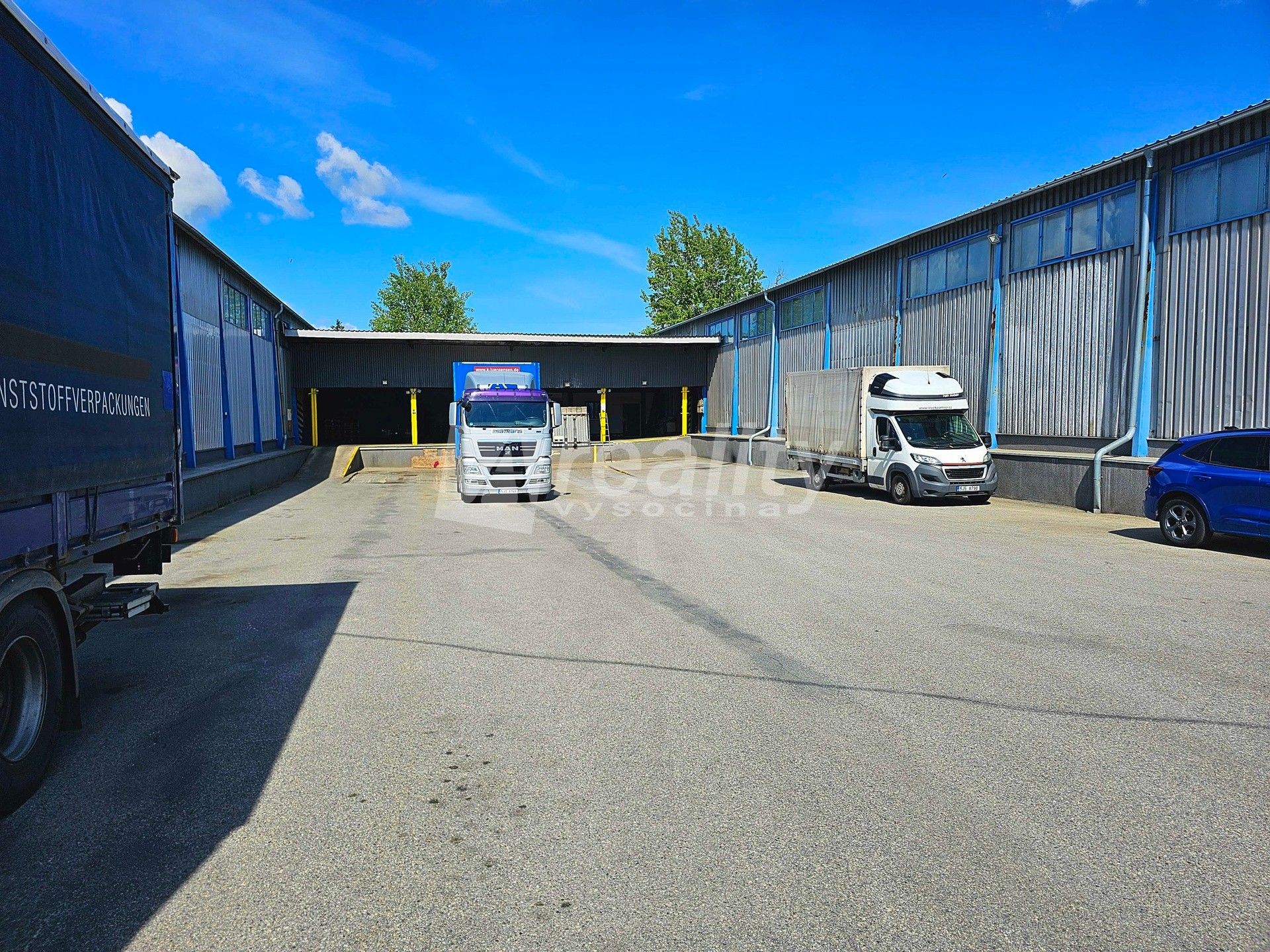 Sklady, Školní 4682, Jihlava, 700 m² - 2