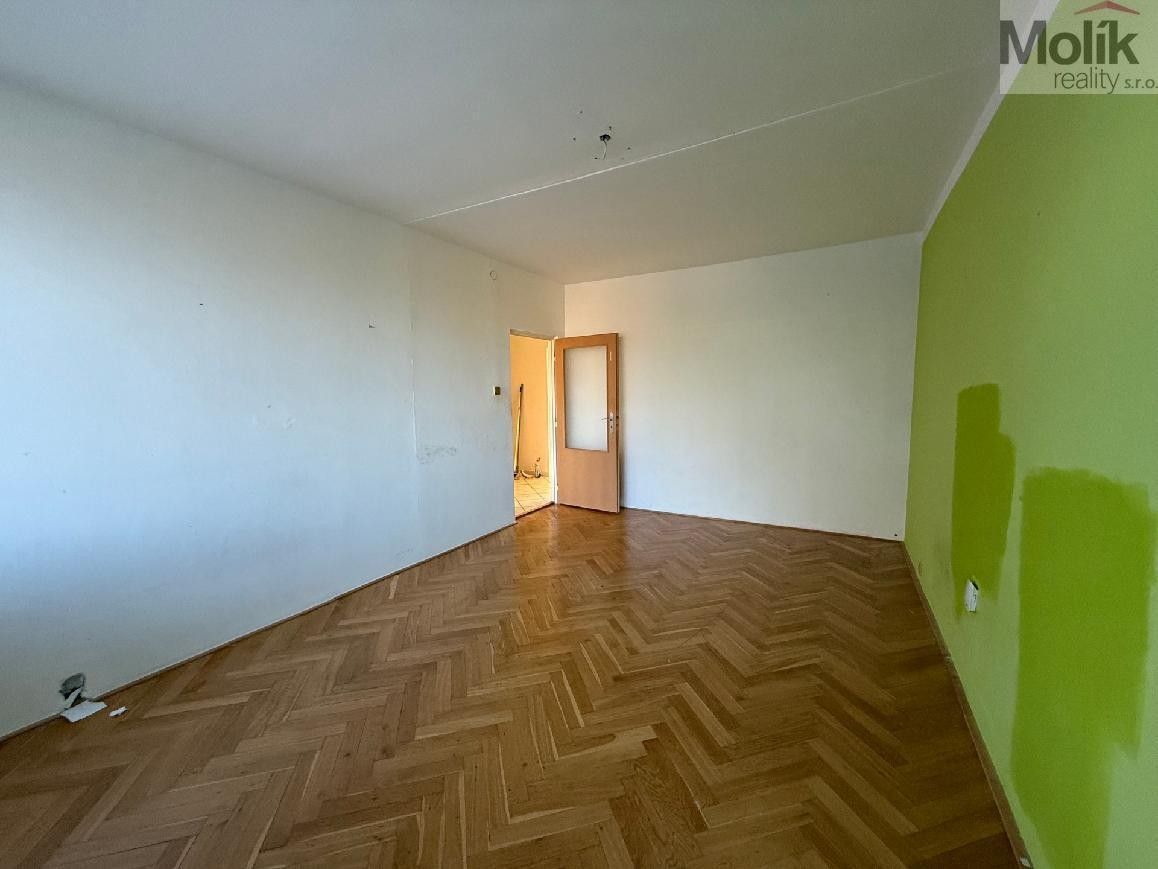 Byt 2+1 · 62 m² · Sídliště Za Chlumem, Bílina - 4