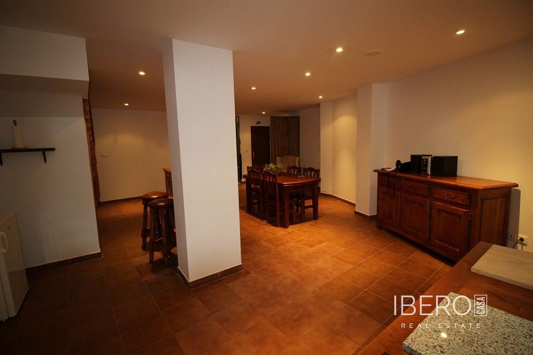 Prodej rodinný dům - Árchez, ES, 200 m² - 5
