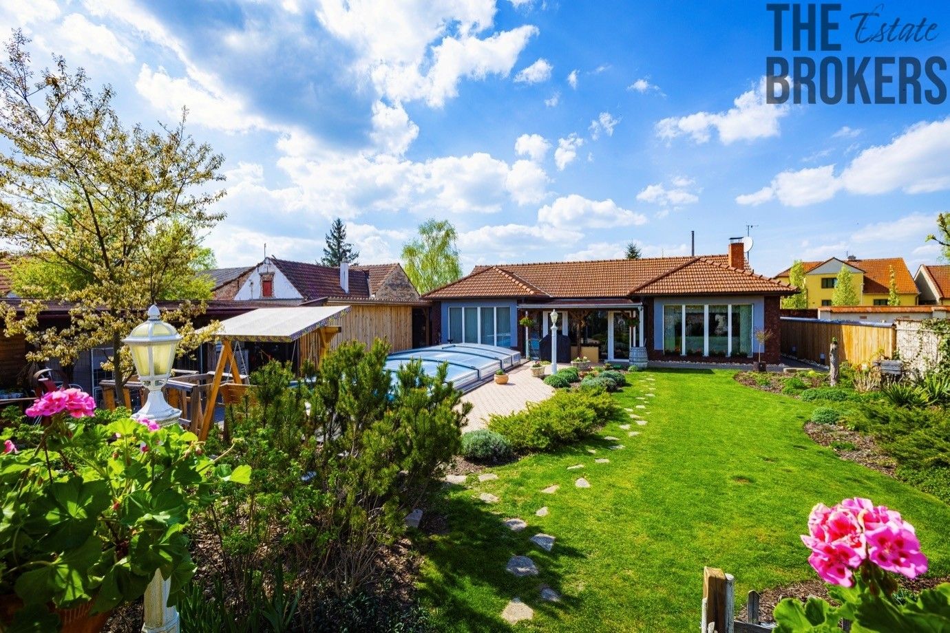 Rodinné domy, Březí, 142 m² - 1