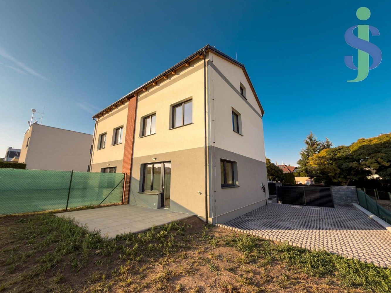 Prodej rodinný dům - Zářijová, Praha 8 - Ďáblice, 112 m² - 2