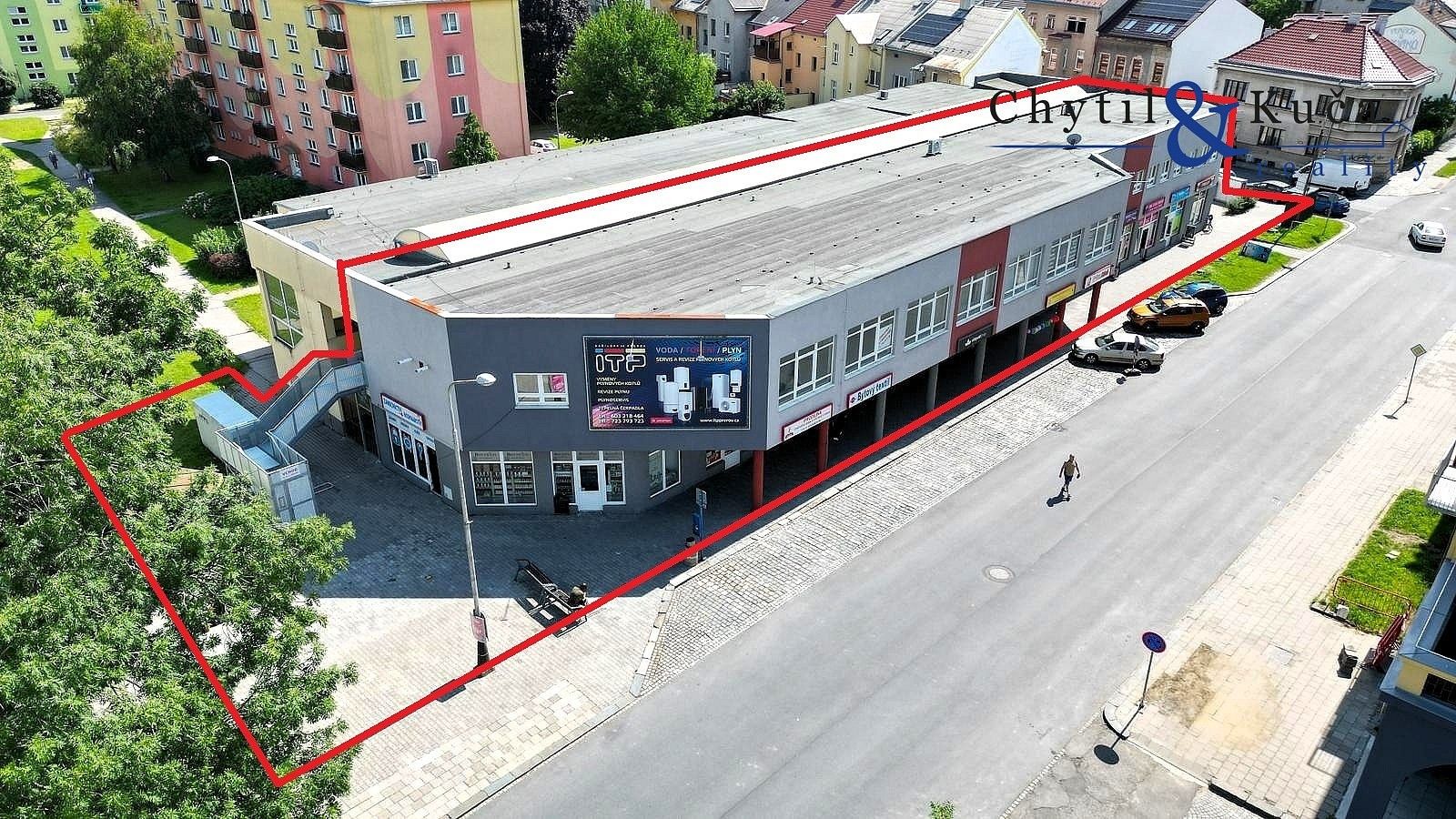 Obchodní prostory, 1 200 m²