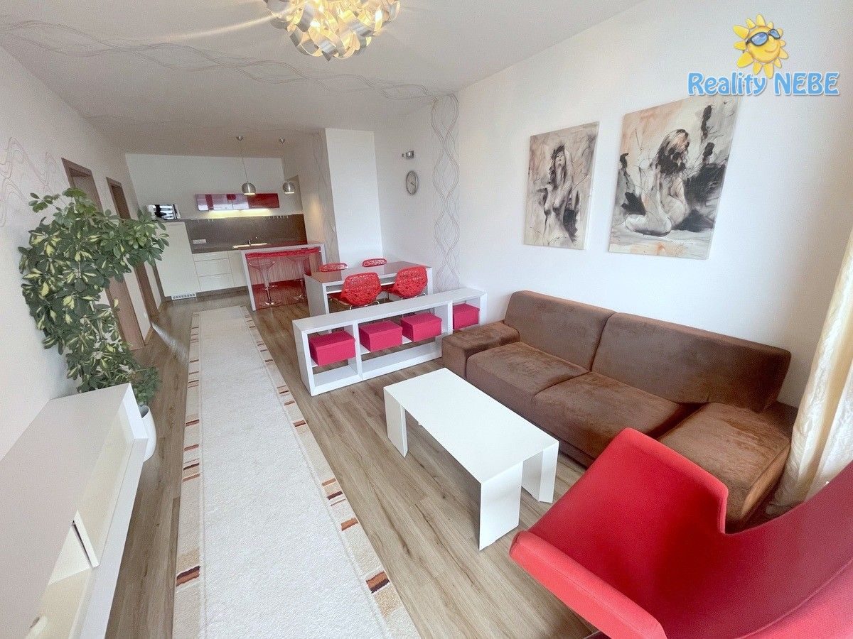 2+kk, Svitákova, Praha, 62 m²