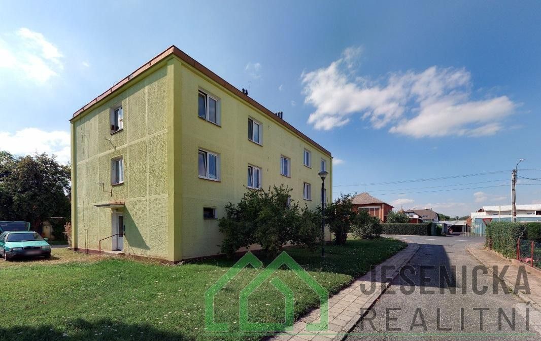 3+1, Dukelská, Javorník, 71 m² - 1