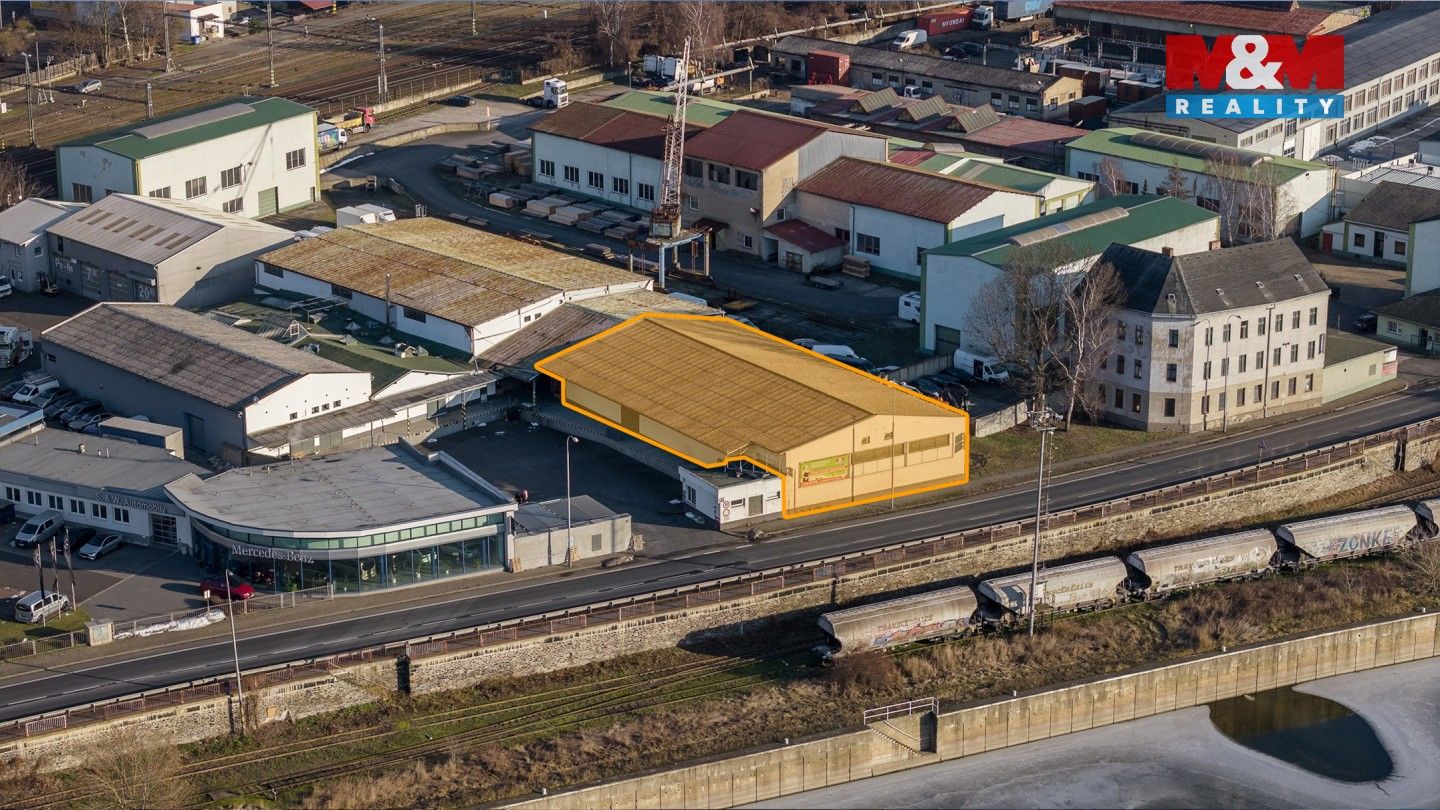 Pronájem sklad - Přístavní, Ústí nad Labem, 675 m²