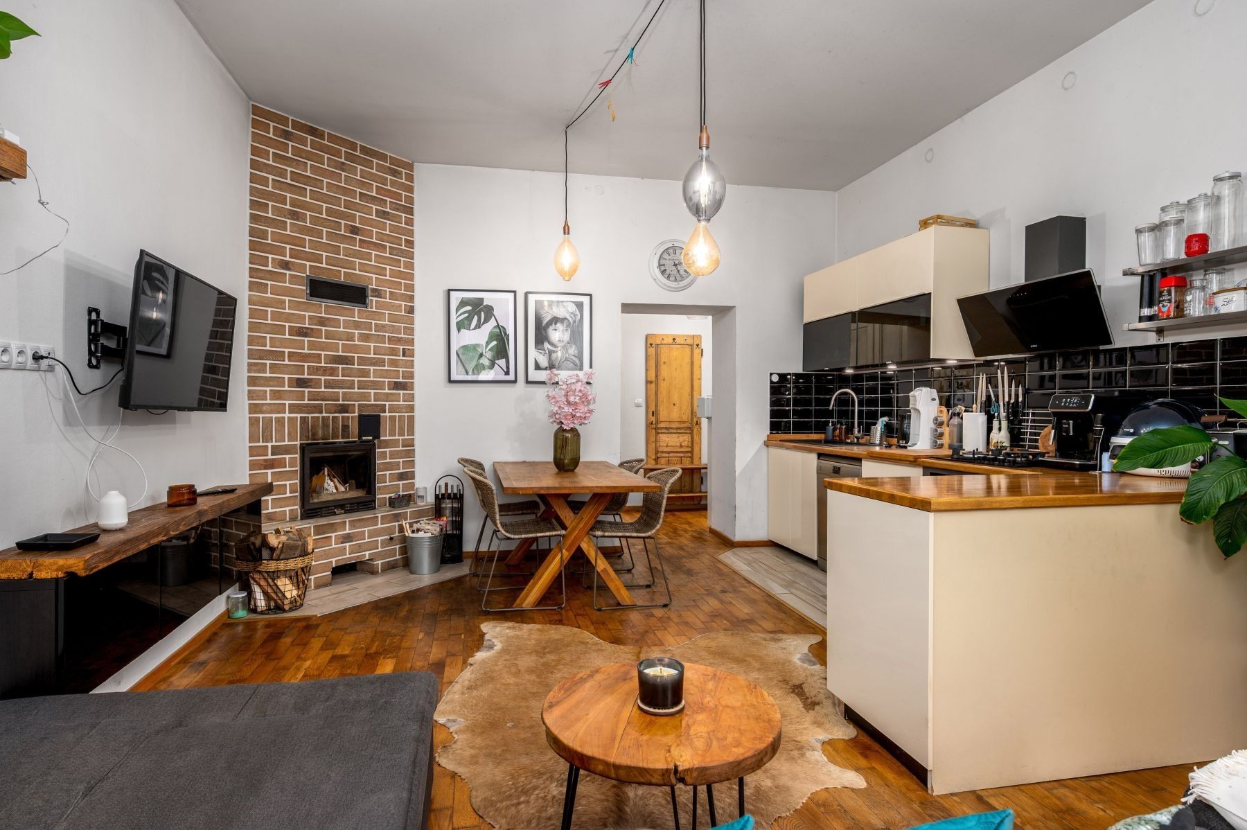 Byty, Na Maninách, Praha - Holešovice, 55 m² - 1