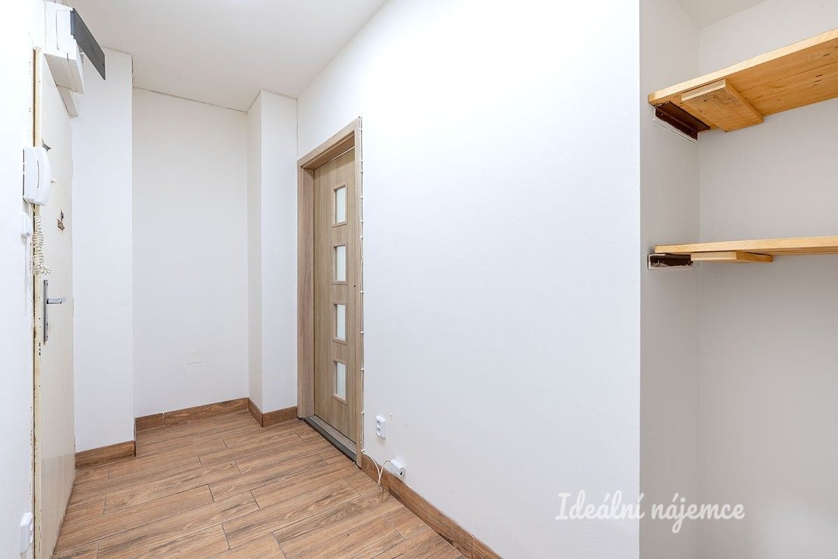 Byt 2+kk · 41 m² · Patočkova, Praha - 4