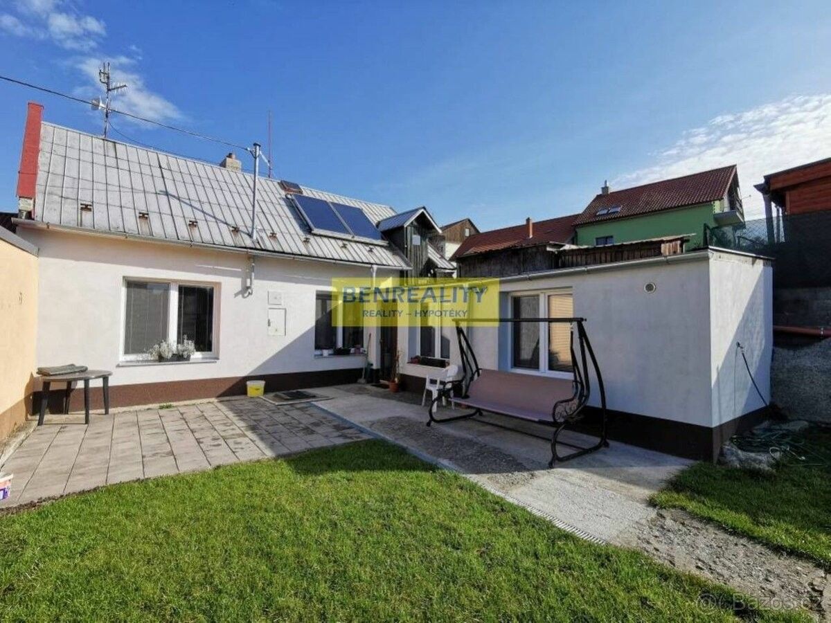 Prodej dům - Halenkovice, 763 63