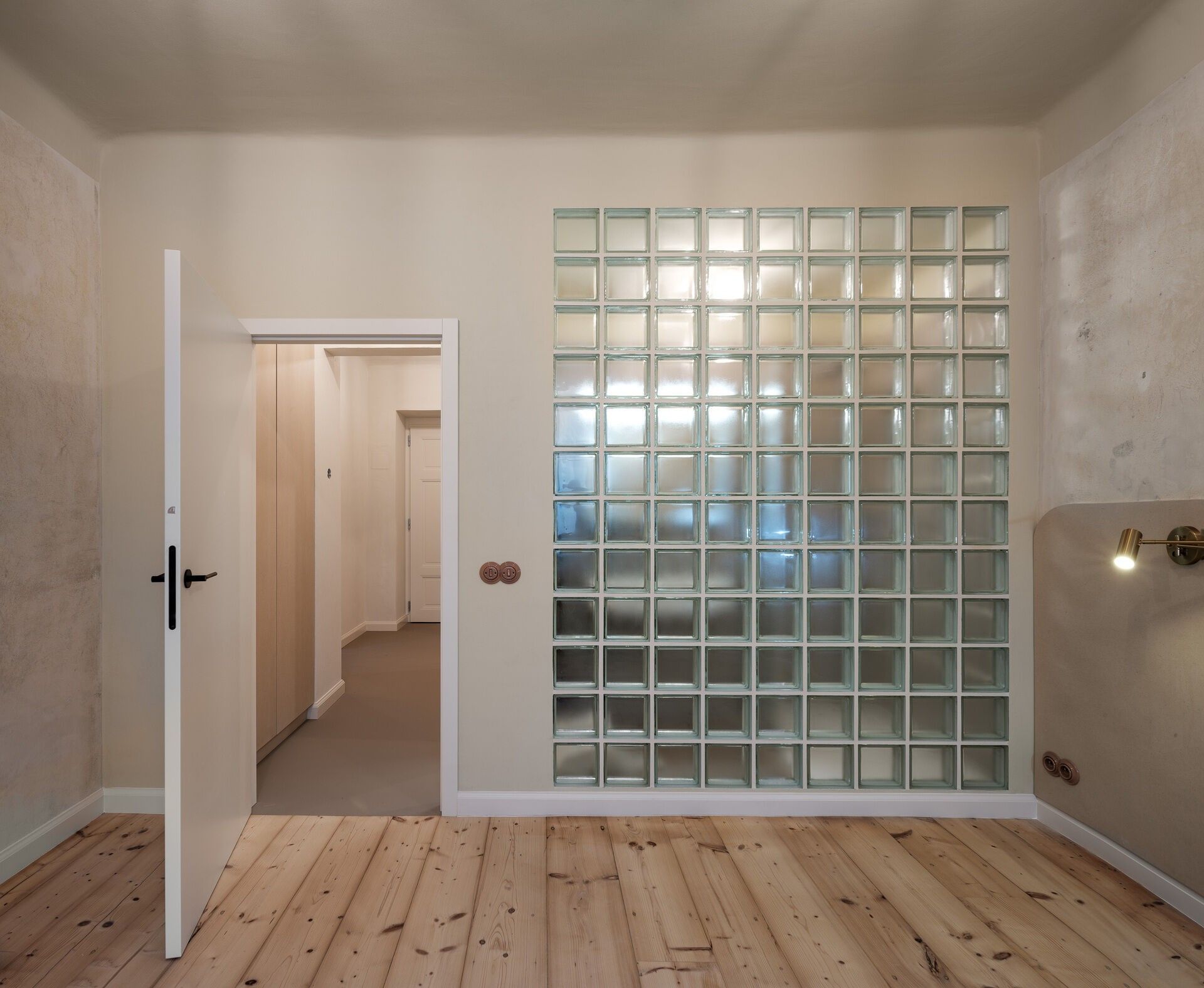 2+kk, Matoušova , Praha Smíchov, 46 m² - 1