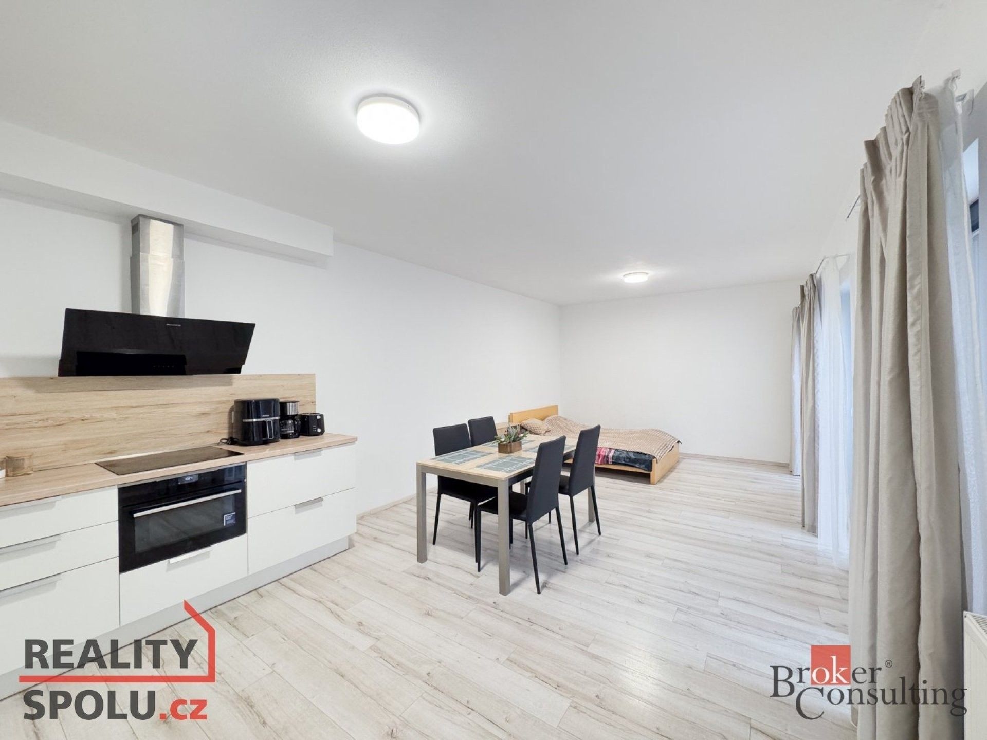 2+kk, Sladová, Plzeň, 63 m²