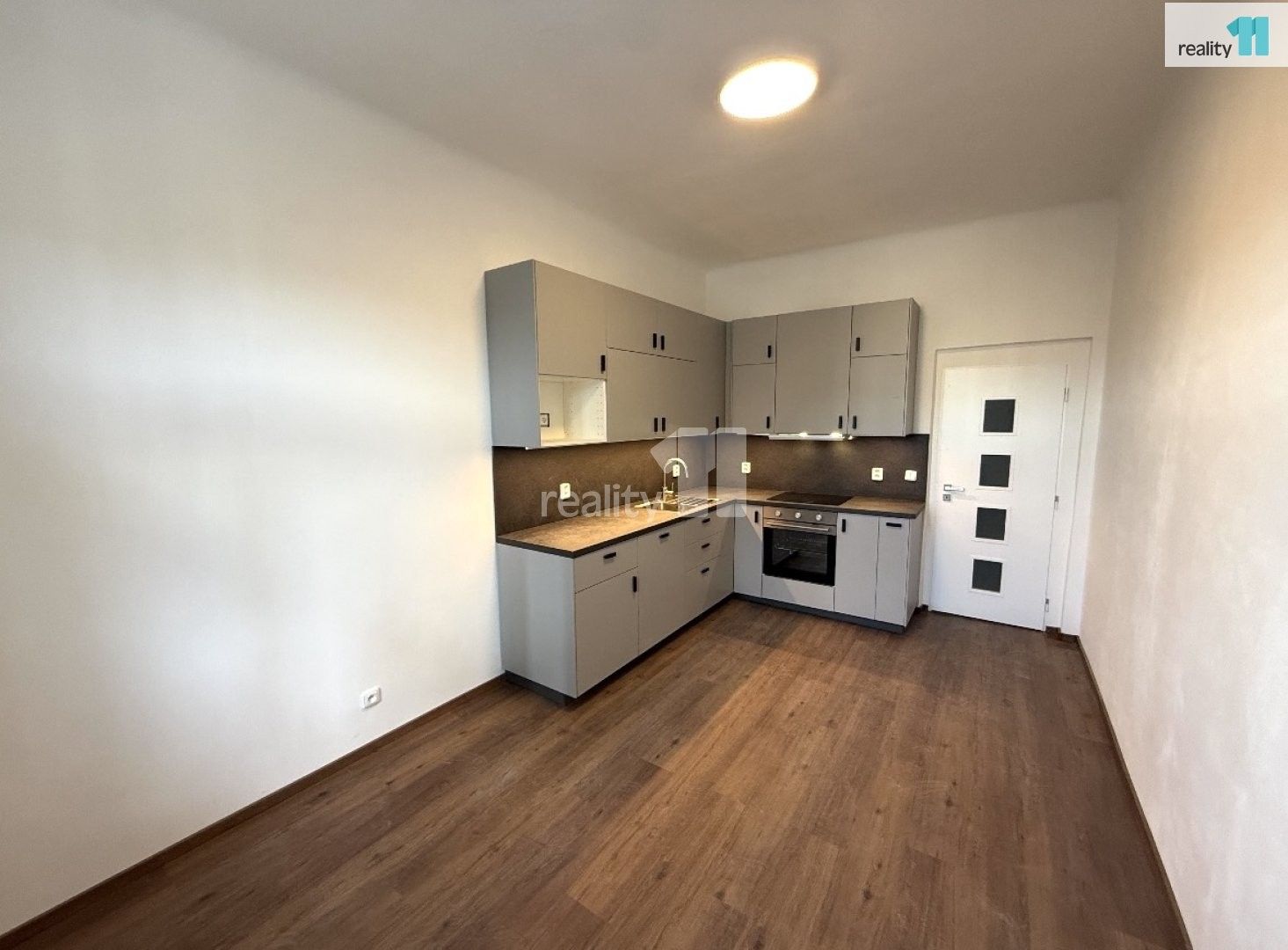 Byt 3+1 · 68 m² · Svatoplukova, Praha - 4