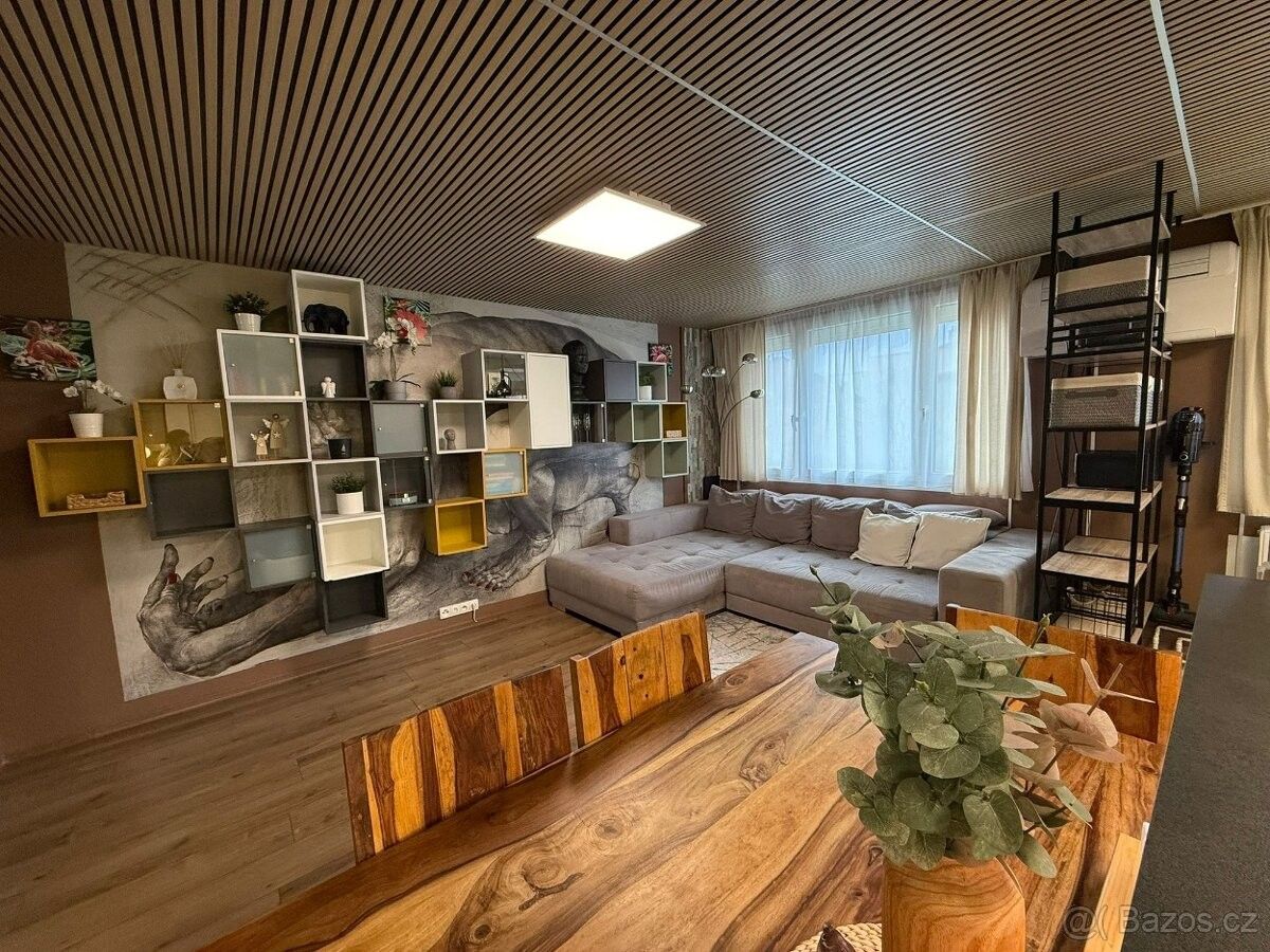 Pronájem byt - Praha, 100 00