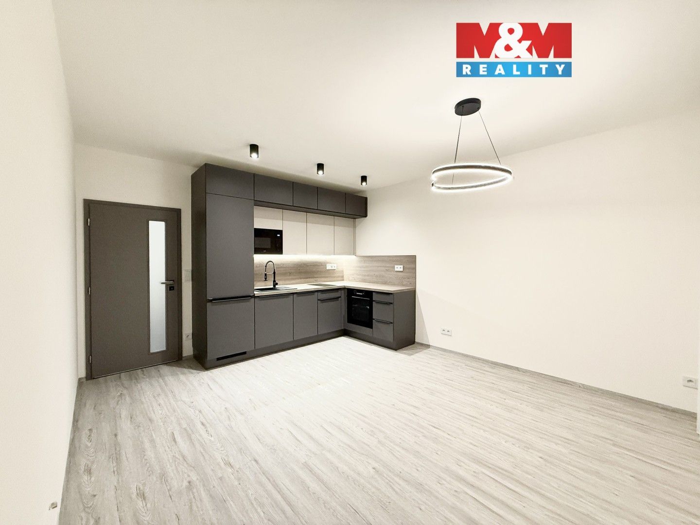 2+kk, Hlubočepy, Praha, 45 m²