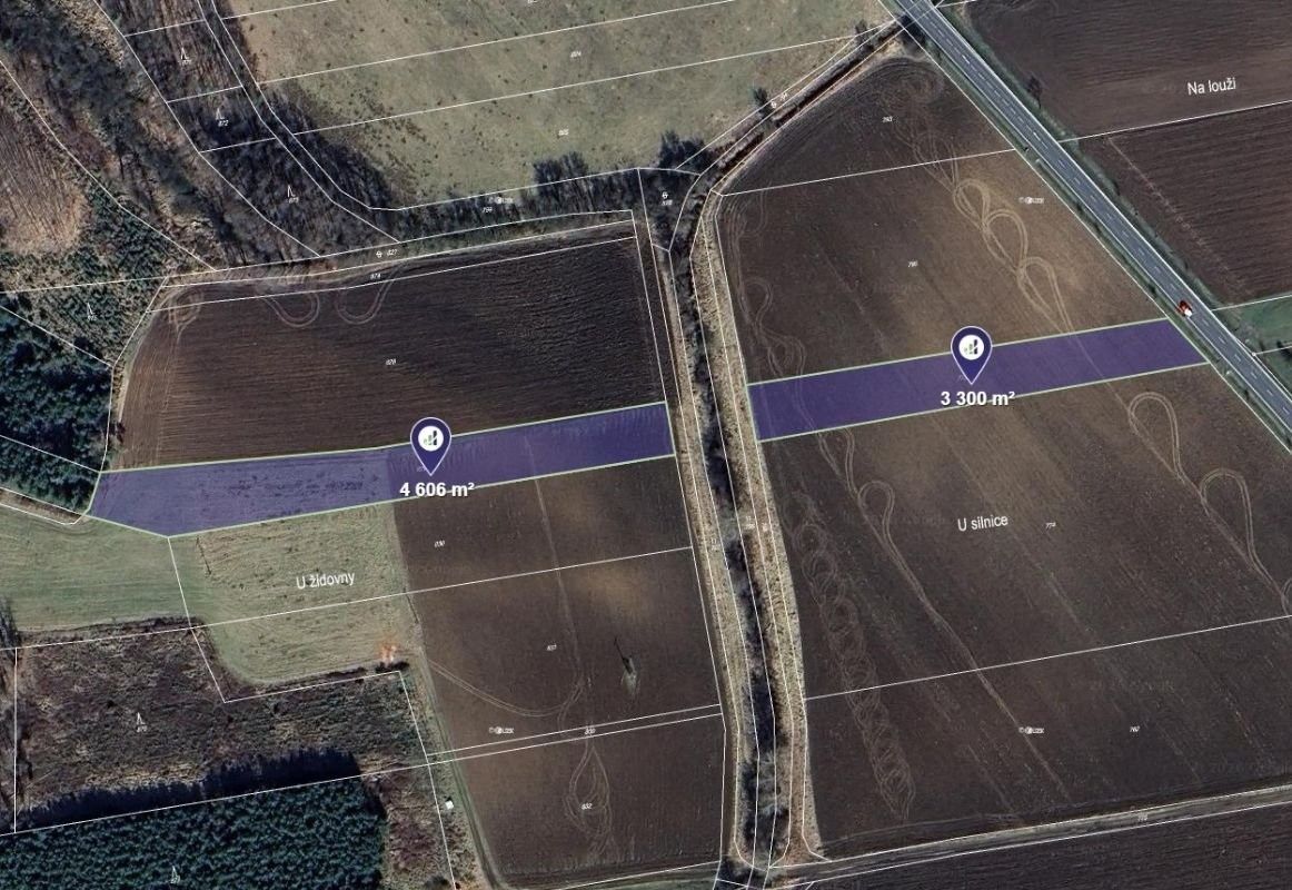 Zemědělské pozemky, Oseček, 1 318 m²