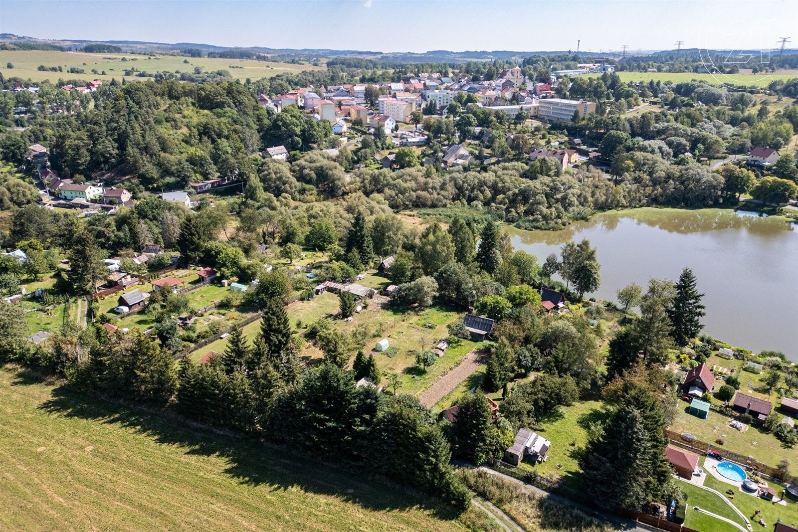 Prodej chata - Bochov, 25 m²