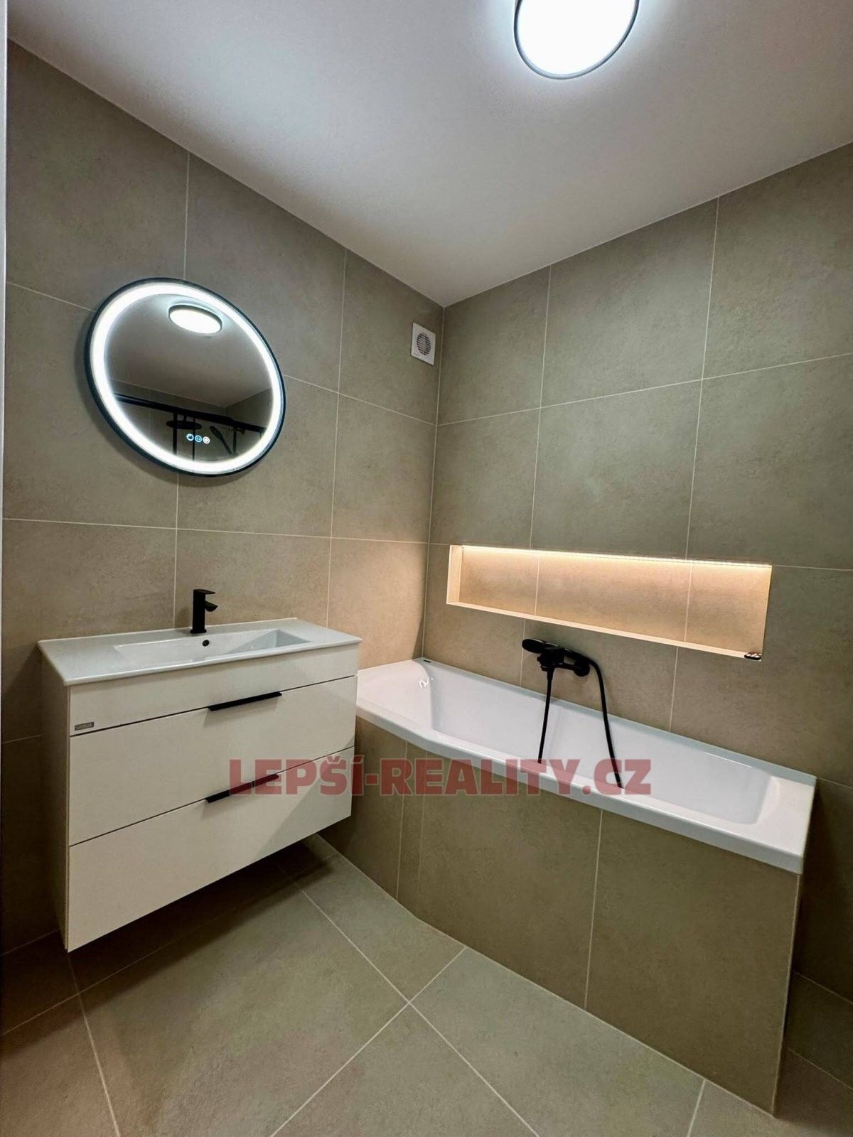Prodej byt 3+kk - Livornská, Praha, 74 m² - 5