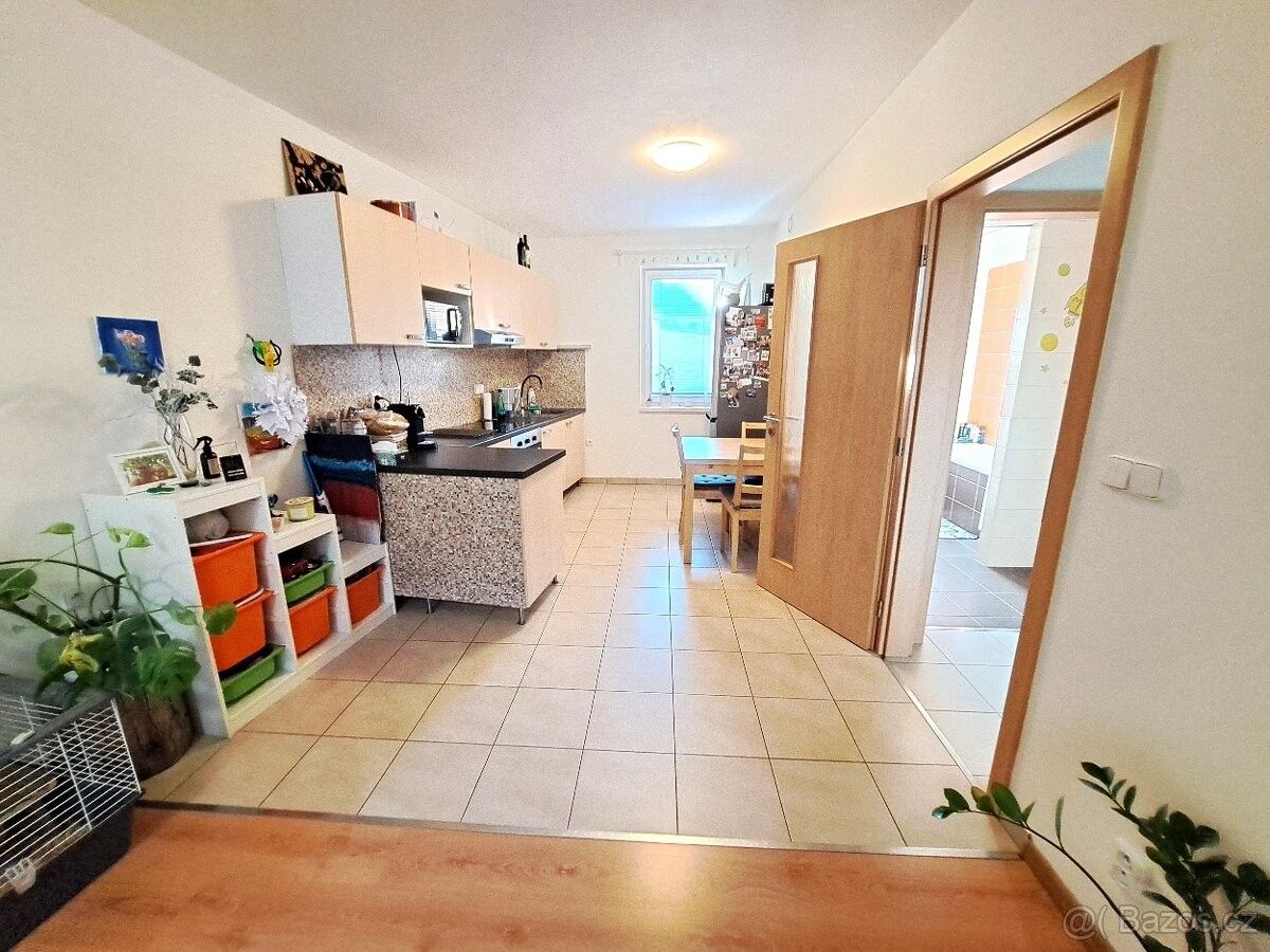 Pronájem byt - Modřice, 664 42