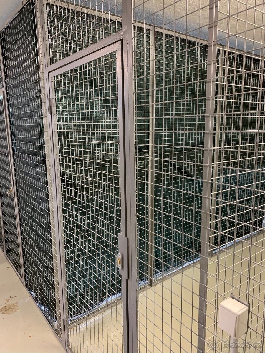 Sklady, Praha, 150 00