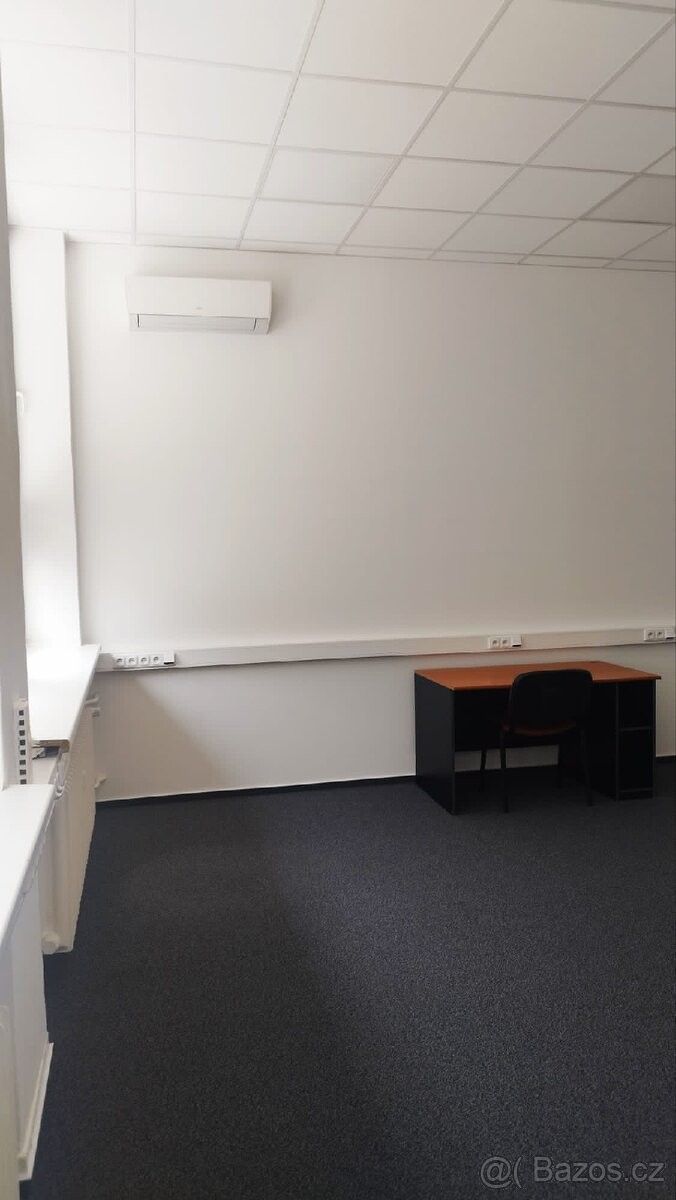 Pronájem kancelář - Zlín, 760 01